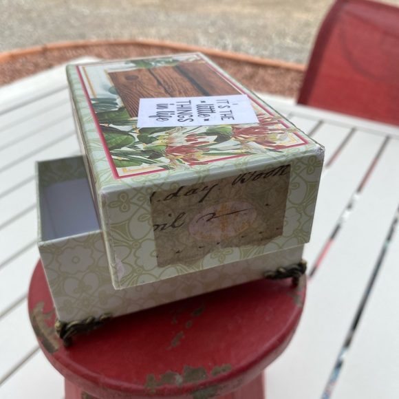 It’s the little things soap box - Picture 3 of 8